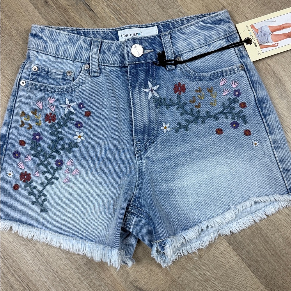 Embroidered Denim  Frayed‎ Hem Women Shorts Super High Rise Festival NWT Size 00
